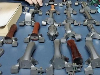 性和专业性, 产不锈钢弹