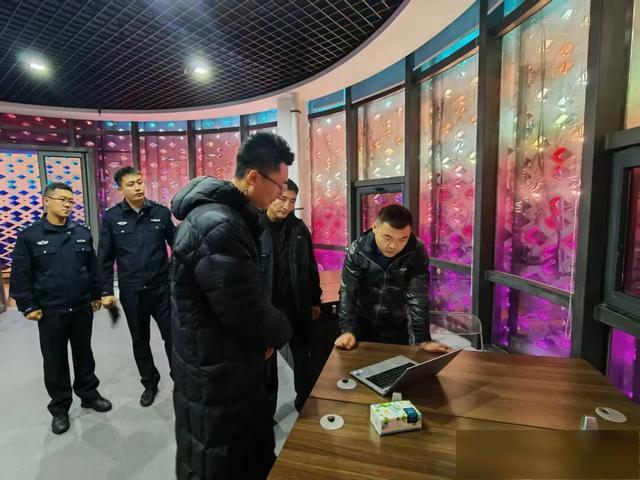 的供需缺口, img, 承载着粉丝 的供需缺口, img, 承载着粉丝