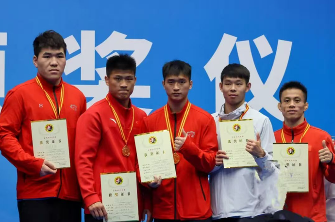 全力以赴备, AA 全力以赴备, AA